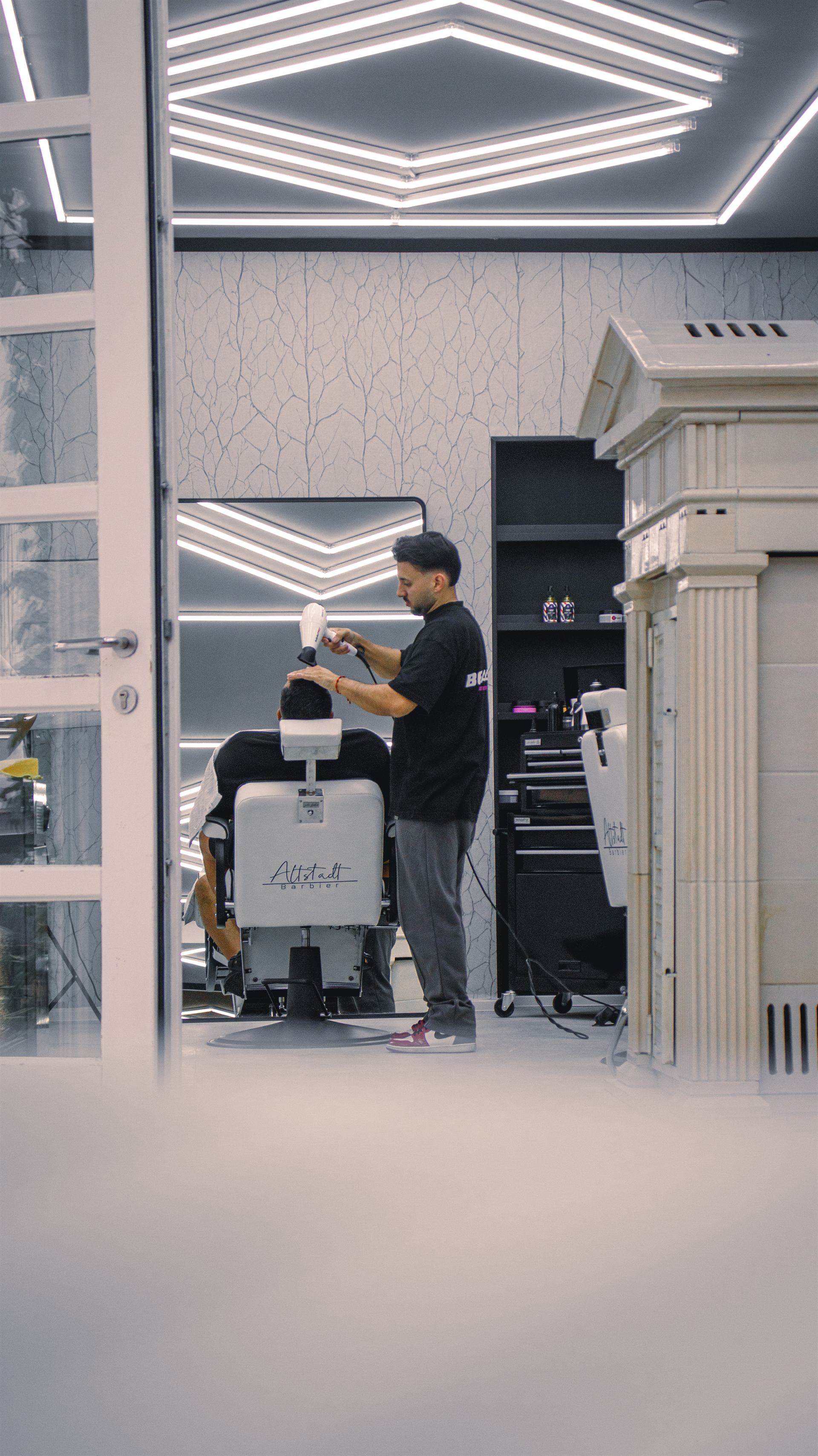 Innenraum des Altstadt Barbier in Augsburg
